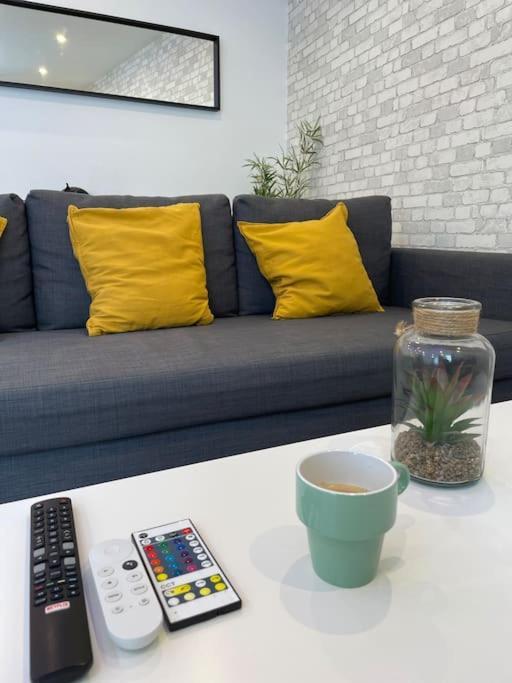 Moderne Appartement - Gare - Centre-Ville เลอม็องส์ ภายนอก รูปภาพ